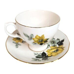 Vintage Queen Anne Bone China Tea Cup & Saucer Set